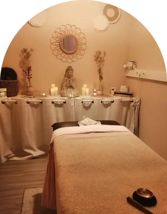 Salle de soin du cabinet de massage de Laëtitia Campi à Castres.